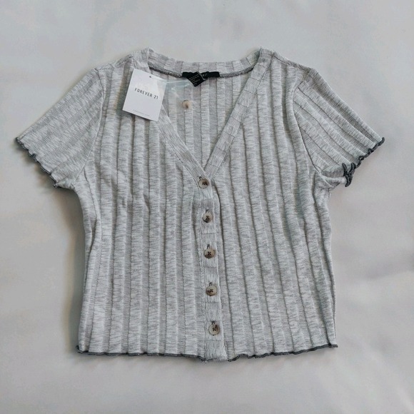 Forever 21 Tops - Forever 21 Woman's Heather Gray Ribbed Button Front Crop Top Size Medium